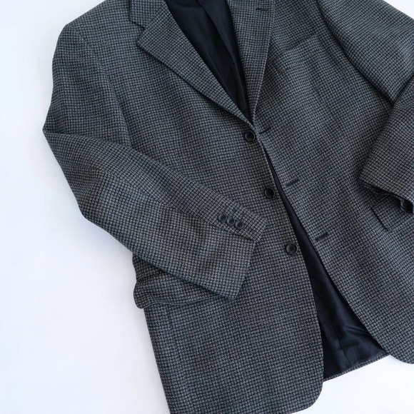 Mantles	Vintage 100% Wool Plaid Black Blazer ~ Sz 44T - Picture 10 of 12